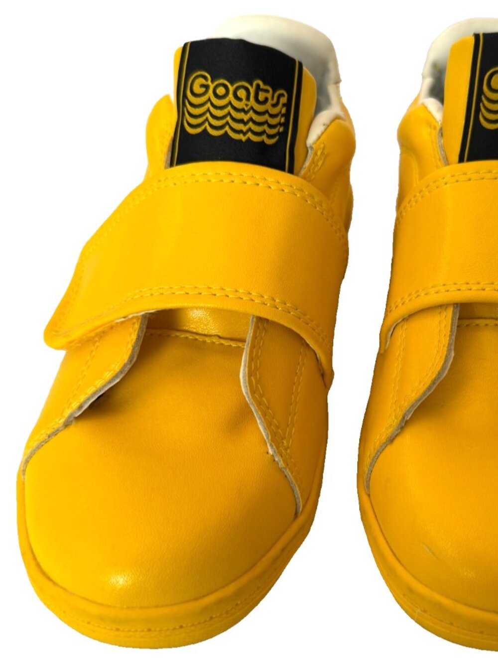 GOATS THE 573K YELLOW LEATHER SNEAKERS SHOES YOUTH SIZE 1.5 BIG KID EU 33.5